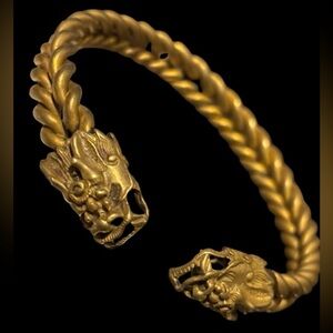 Vintage Gold Ancient Dynasty Dragon Head Bracelet 3” X 3” untested metal